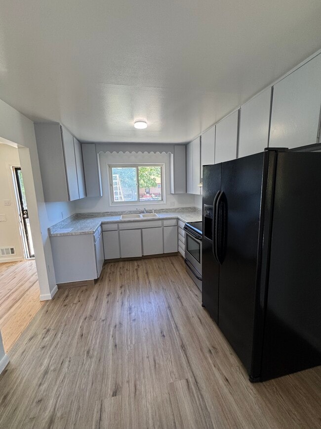 Photo - 10831 Blue Jay Ln
