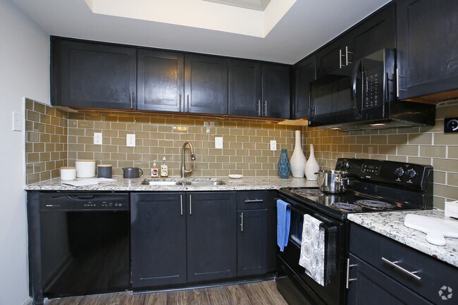 The Pointe at Lenox Park
