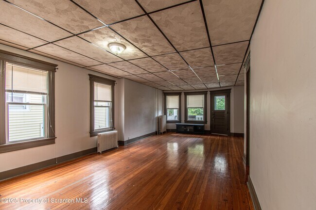 Photo - 1027 Woodlawn St