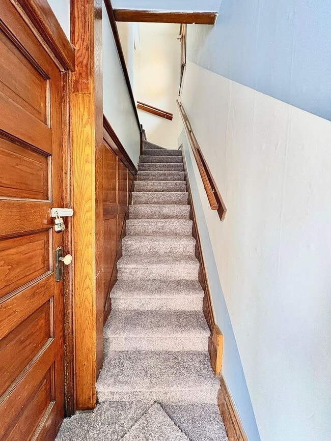 Photo - 1425 Miami St Unit Apt B