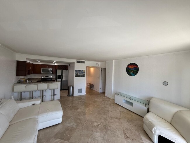 Photo - 2900 NE 30th St Unit 3F