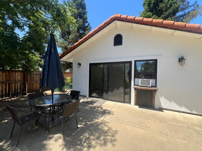 Building Photo - 416 Crow Canyon Dr Unit Guest House ADU