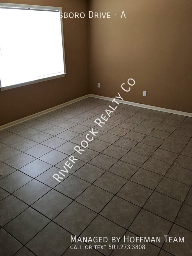 Photo - 6111 Queensboro Dr