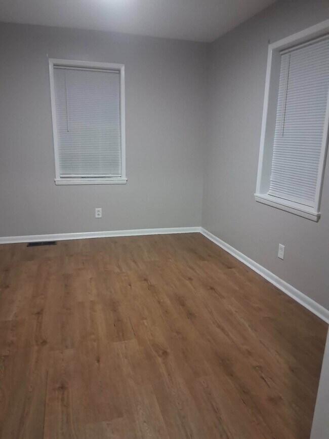 254 Lake Dr Unit 1