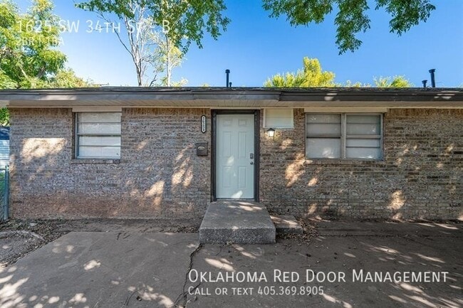 Building Photo - 1625 SW 34th St Rental