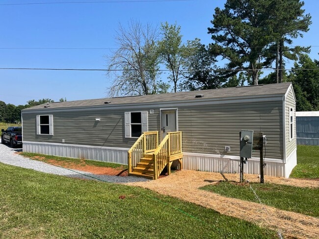 Photo - 2/2 in Cleveland County - New