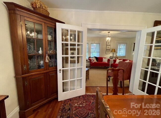 218 Circle Ave Unit 218