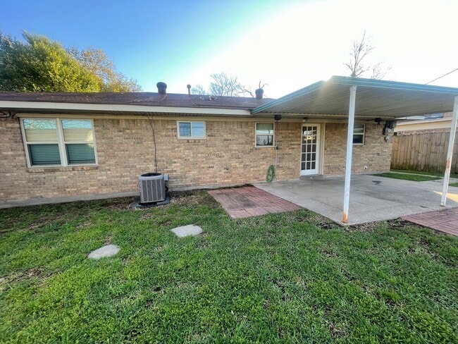 Photo - Sought after location in Shady Grove!