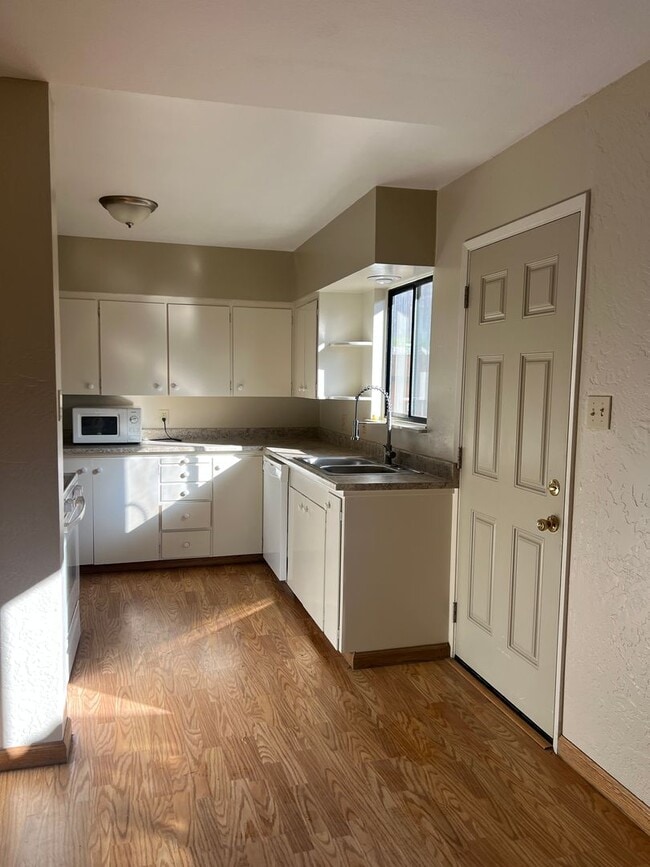 Photo - Blue Lake House Tier 2