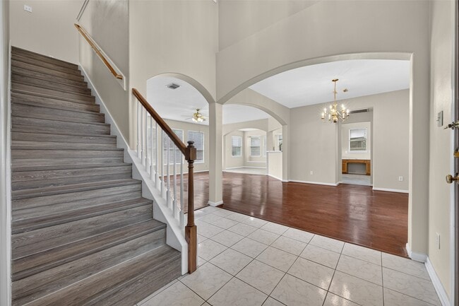 Building Photo - 2314 Avery Park Dr