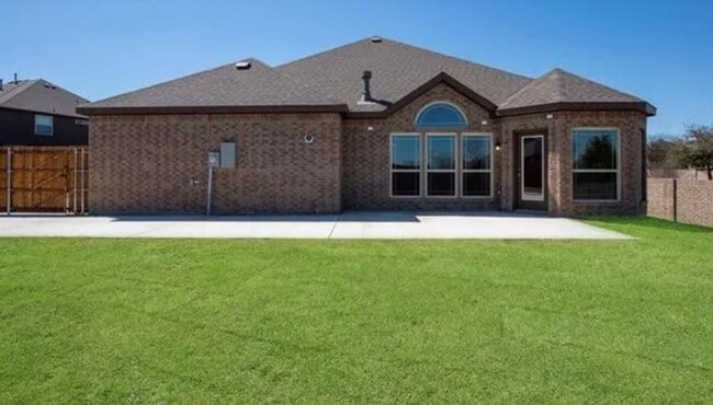 Building Photo - Your Dream Home Awaits!