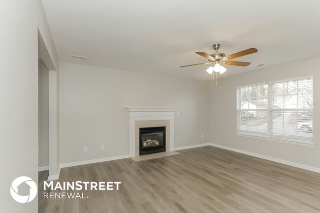 Photo - 5728 Fairchase Ave