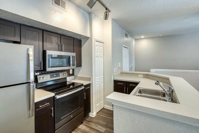 Rivertree Apartments