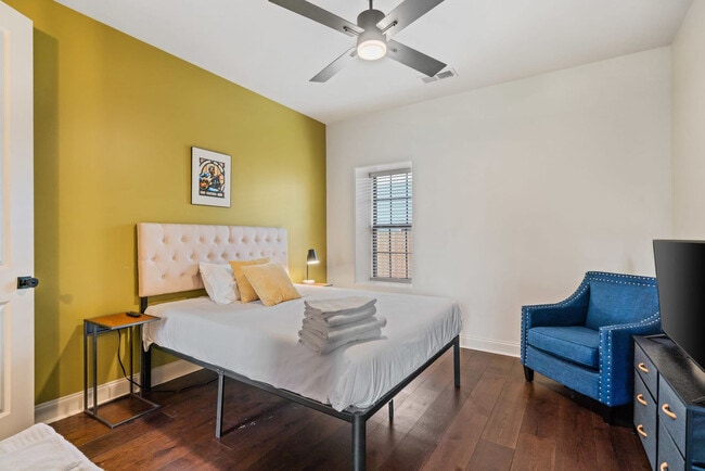 Photo - 775 Tanglewood St Unit SI ID1608470P