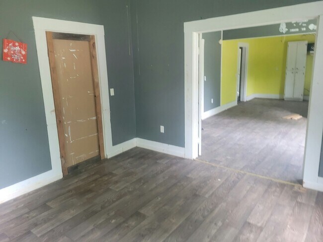 Photo - 507 S Middle St