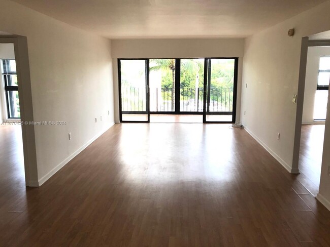Photo - 575 Crandon Blvd Condo Unit 407