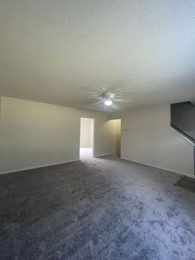 Photo - 1334 Devon Ln