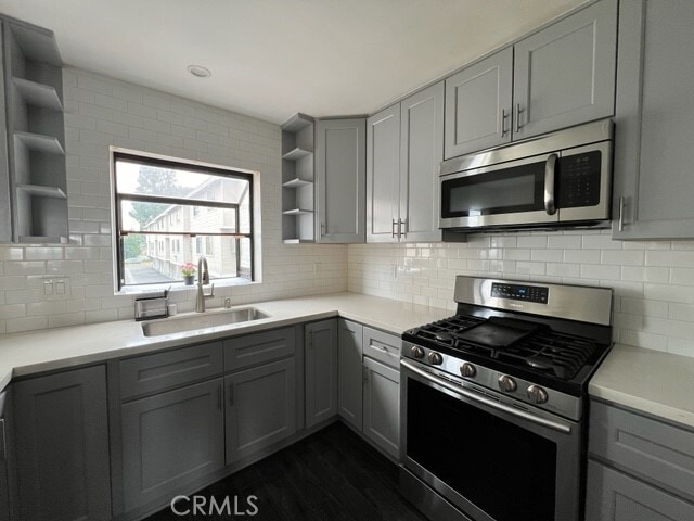 Photo - 8338 Woodley Pl