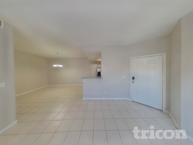 Photo - 1406 W Emerald Ave