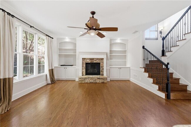 Photo - 6421 Crown Forest Ct