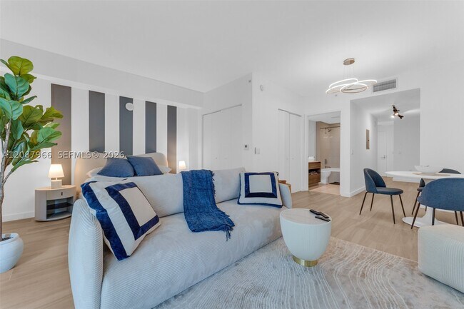 Building Photo - 1100 S Miami Ave Unit 3605