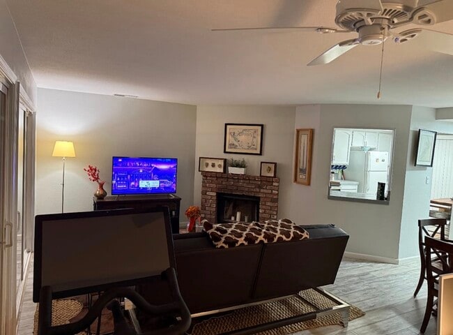 3166 Swallows Nest Dr