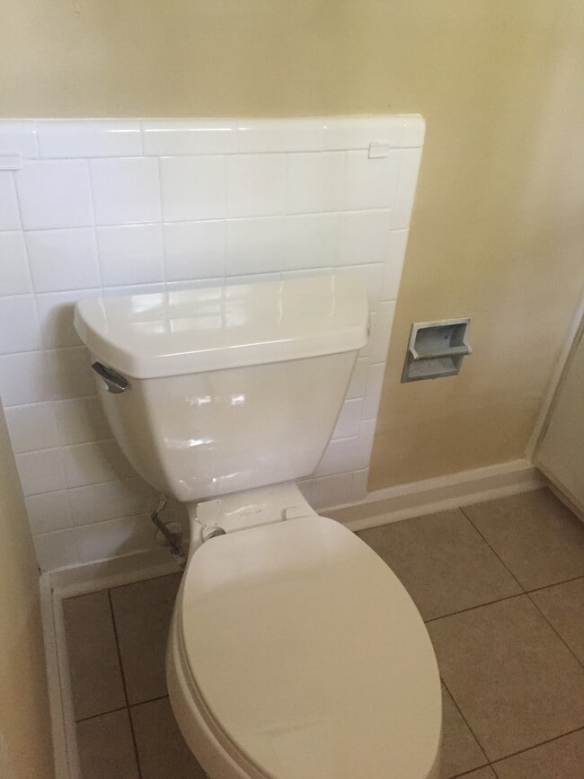 Photo - 3328 Oakview Dr