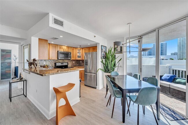 Photo - 1621 Bay Rd Unidad 508