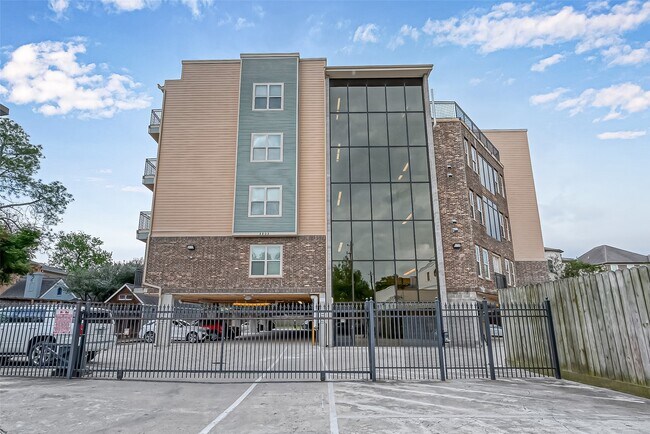 Photo - 2802 Morrison St Unit 410