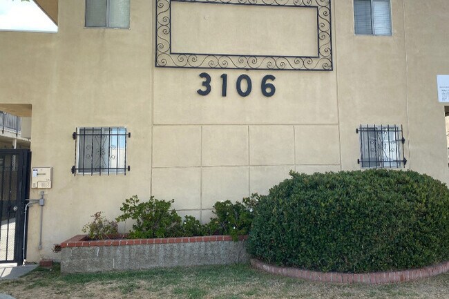 Photo - 3106 Bagley Ave Unit 7