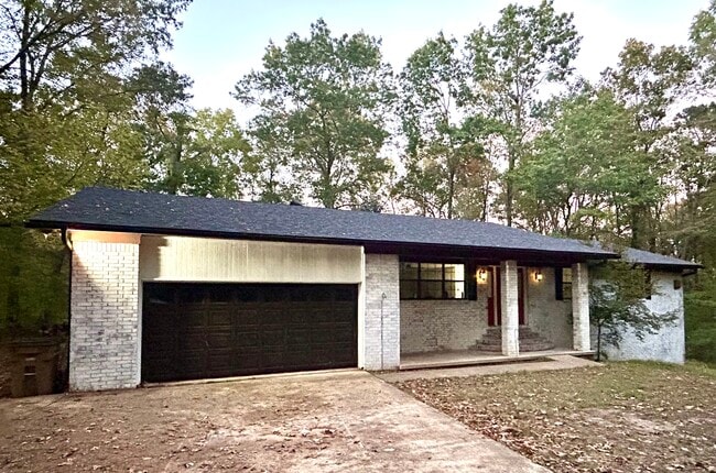 Photo - 7104 Foxrun East End Dr