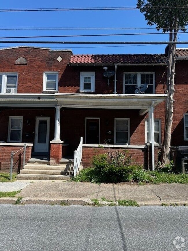 Building Photo - 2040 Zarker St Unit 2 Rental