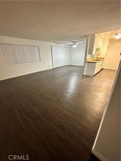 Photo - 18225 Kingsdale Ave Unidad 115