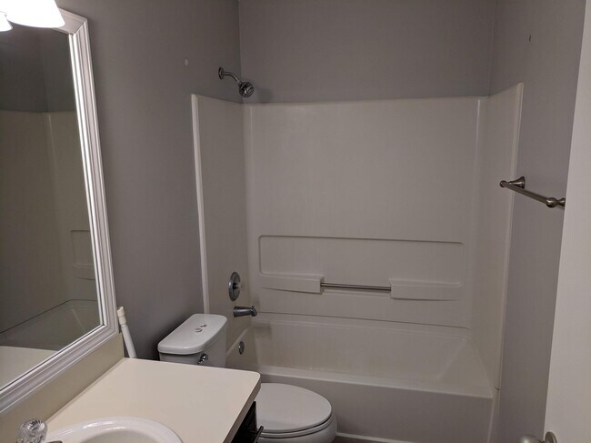 Photo - 4889 Drayton Rd