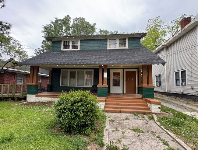 Building Photo - 605 Hammond St Unit 1A