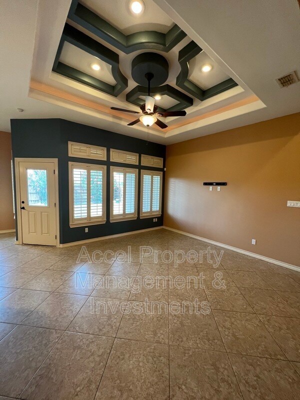 Photo - 4404 Kiwi Ave