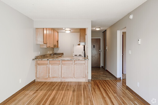 1BR, 1BA - 603 SF - Avenue Apartments