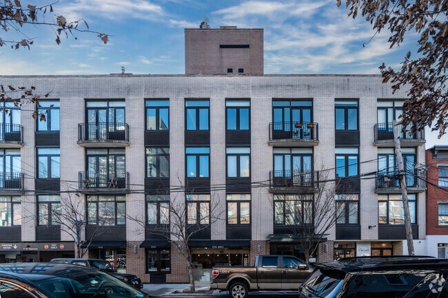 140-146 N 6th St - The Jardin