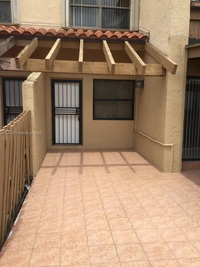 Photo - 10303 NW 9th St Cir