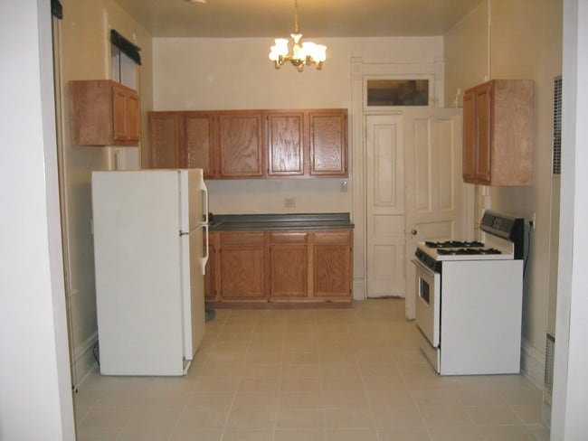 Cocina con azulejos para comer - 1507 N Elston Ave Unidad 1F