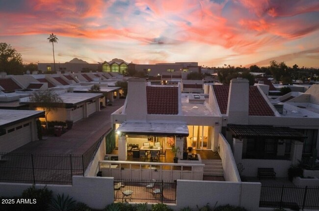 Building Photo - 2529 N Miller Rd