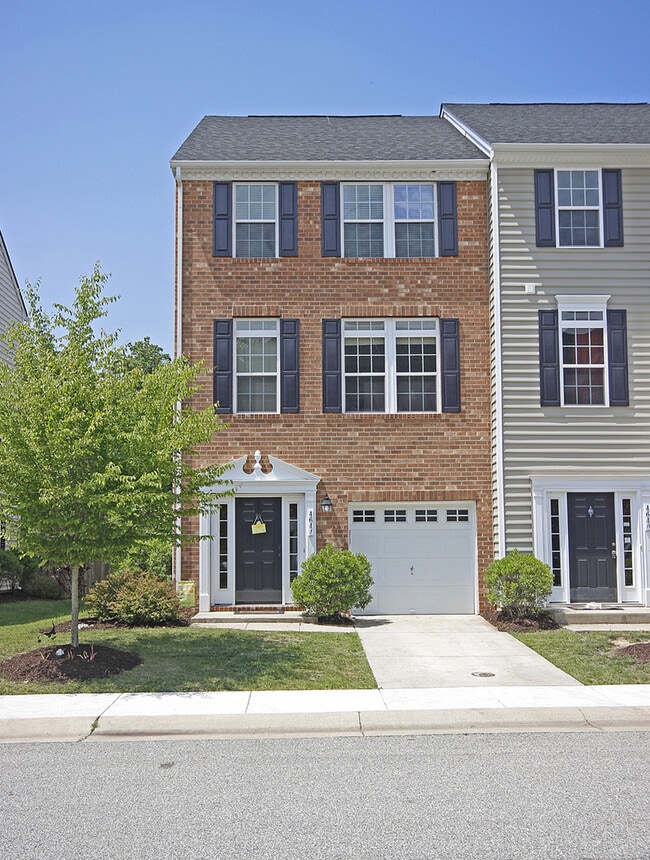 Photo - Liberty Crossing