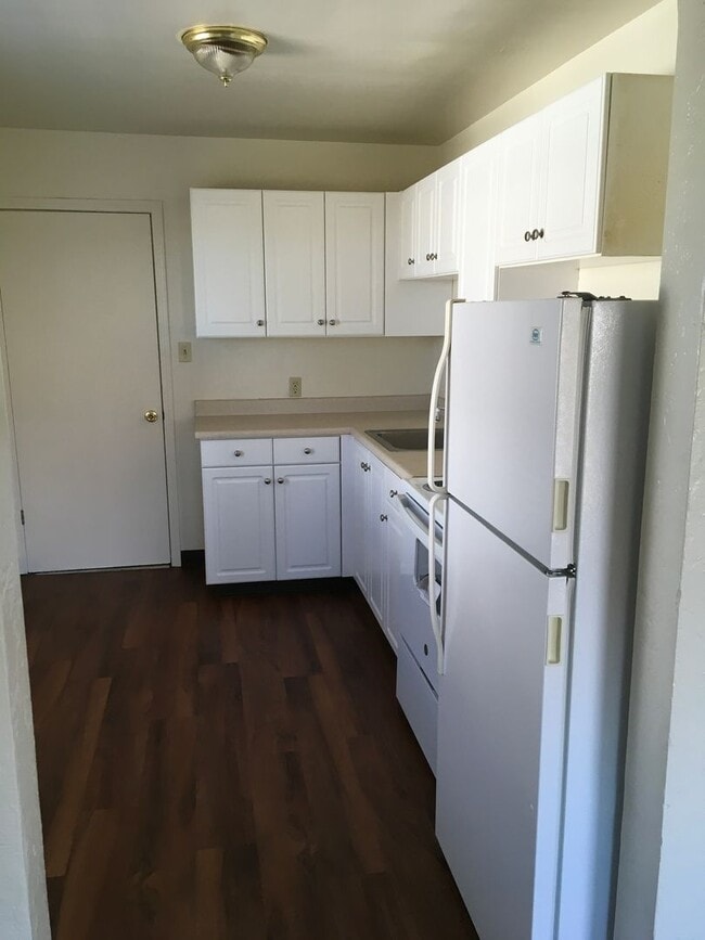 Photo - 19453 Hill St Unidad B