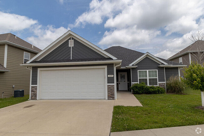 Building Photo - 2809 Amberwood court Rental