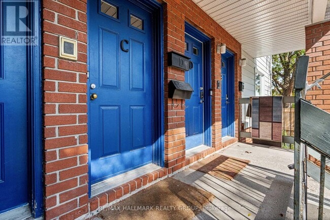 Photo - 311 Presland Rd