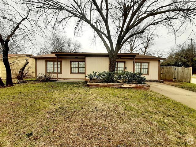 Building Photo - 1015 Blanco Dr Rental