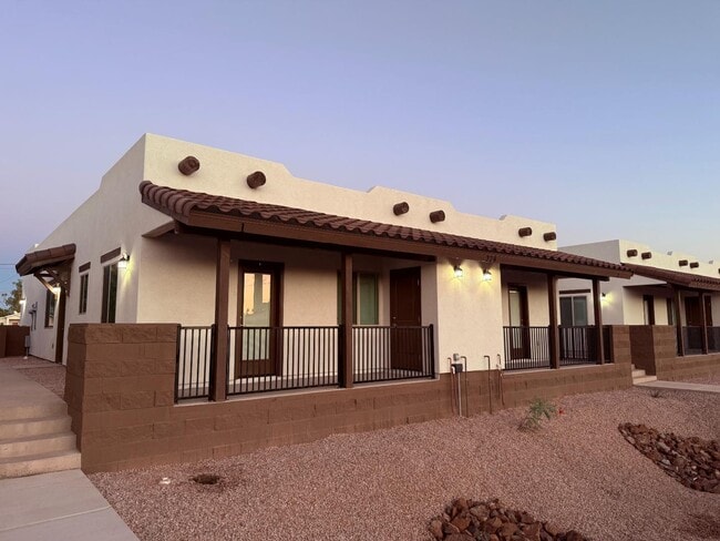 Photo - 279 S Avenue A