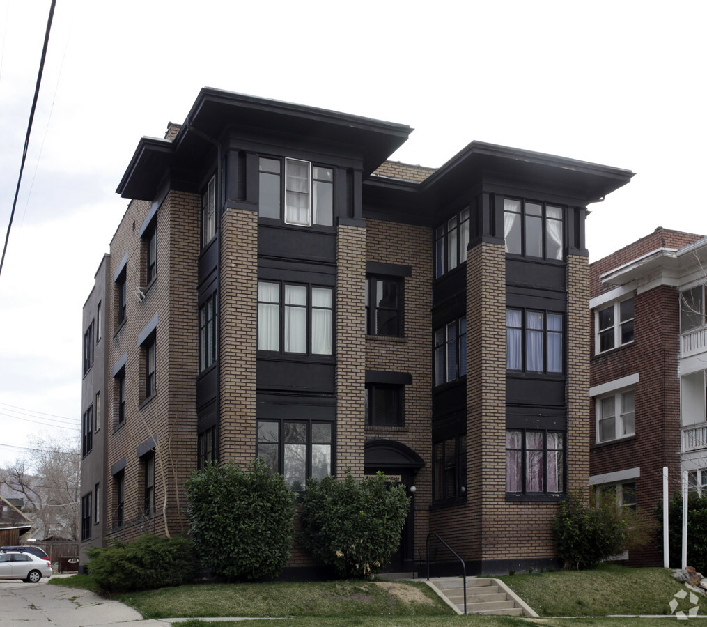 Photo - The Avenues Heritage Condos