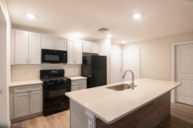 Commerce Park Apartments