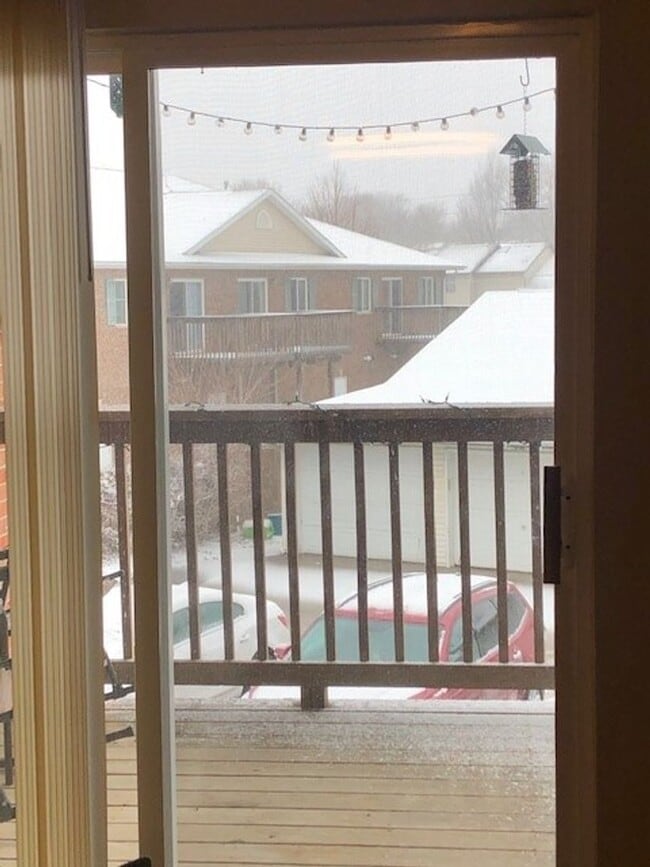 Photo - 2 Bedroom 1 Bath Condo on East side of Iow...